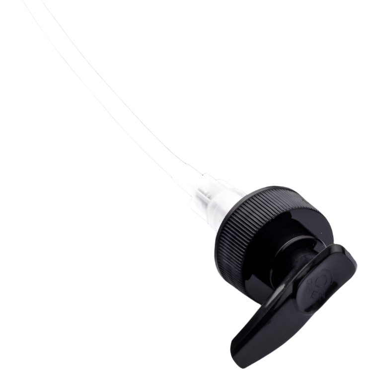A black ribbed pump with a black actuator, designed for use with glass bottles.
